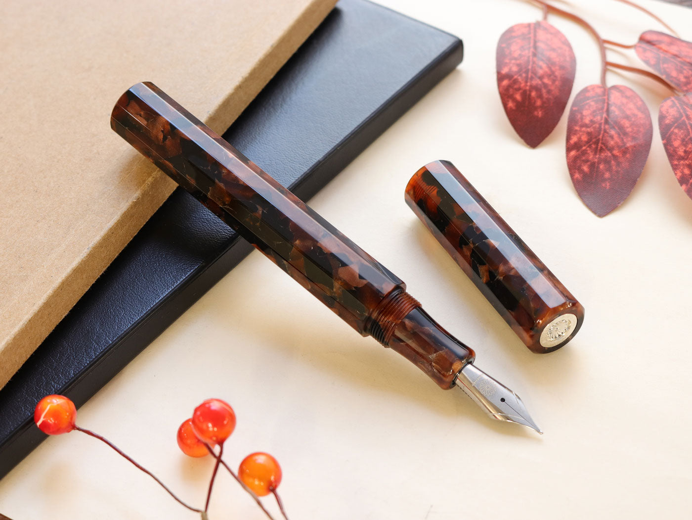 KALEIDO Fountain Pen - Autumn Groves (Akikodachi) - Wancherpen International