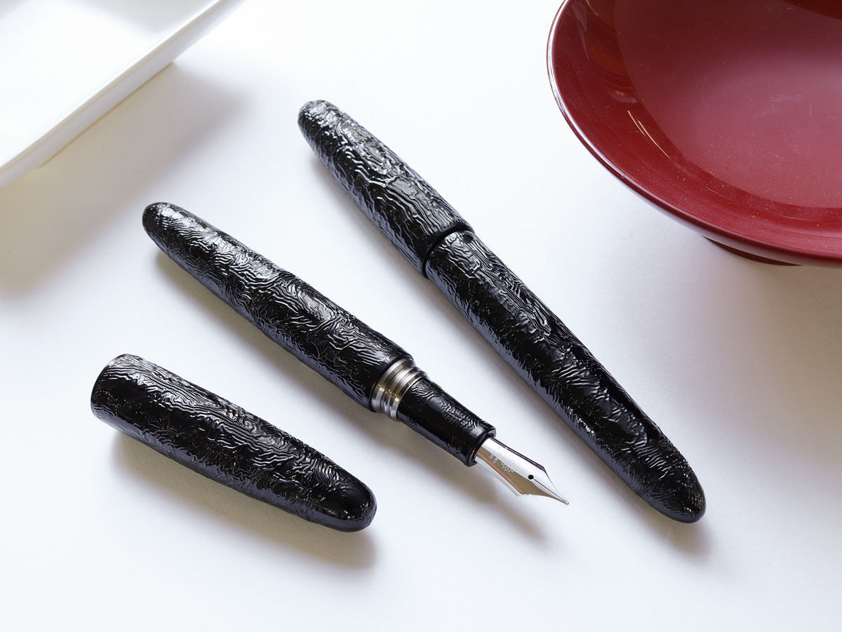 Yakumo-nuri Chijimi - Black - Wancherpen International