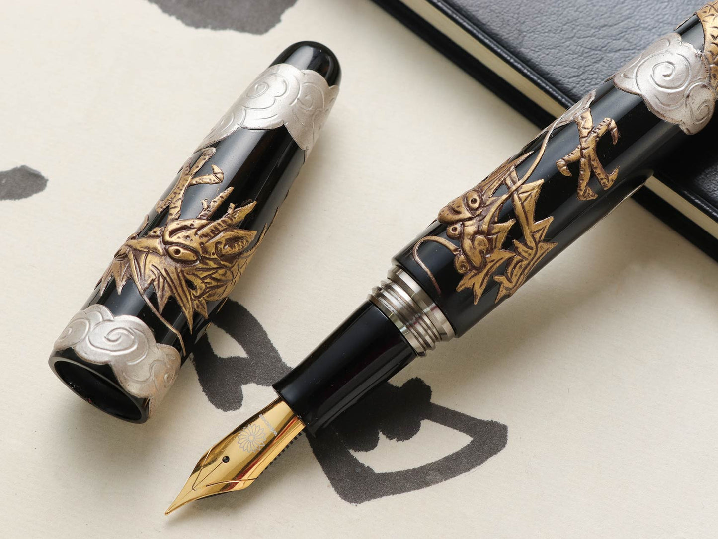Tsuikin - Twin Dragons - Black Urushi - Wancherpen International