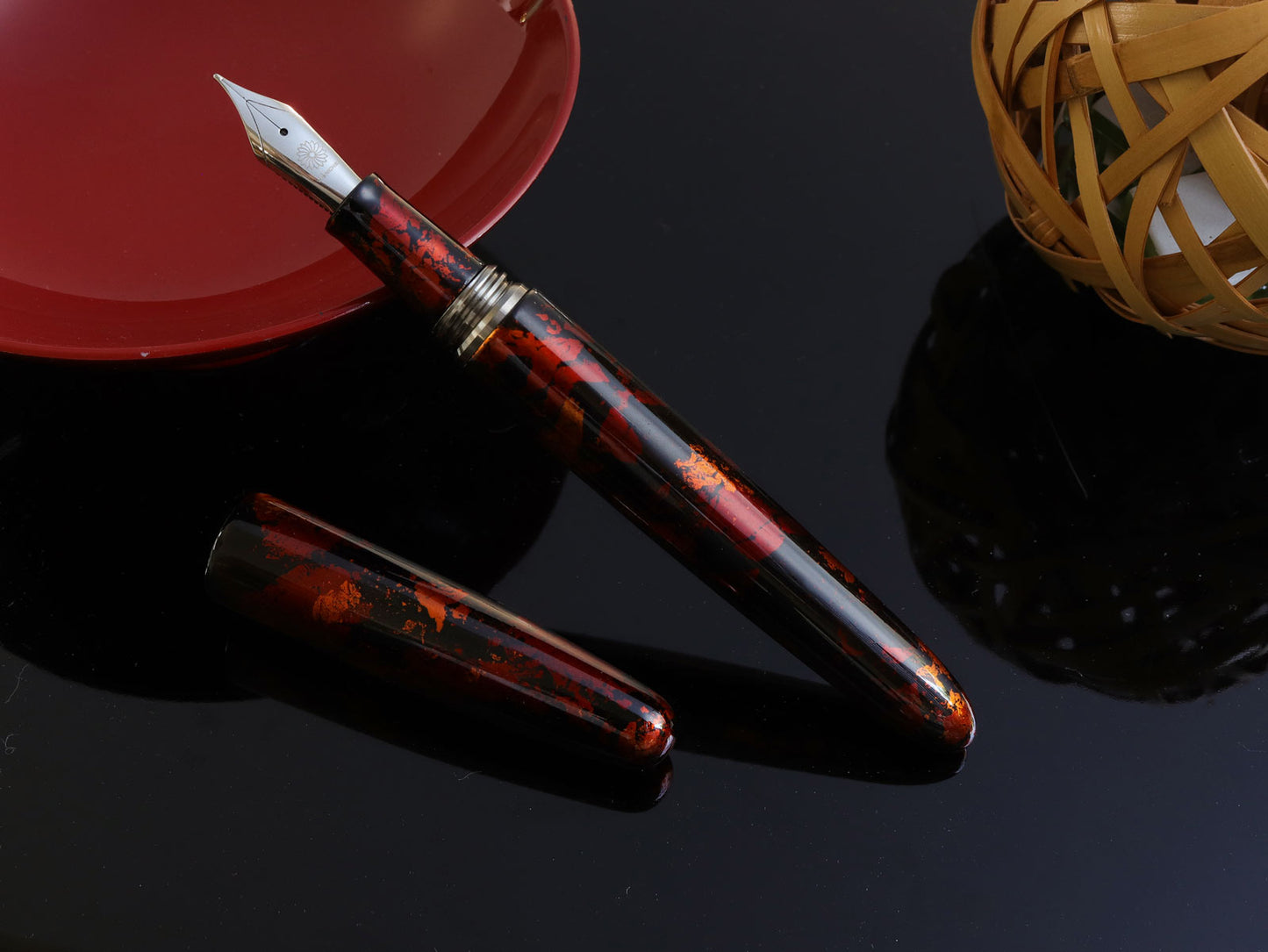 Yakumo-nuri Byakudan - Black - Wancherpen International