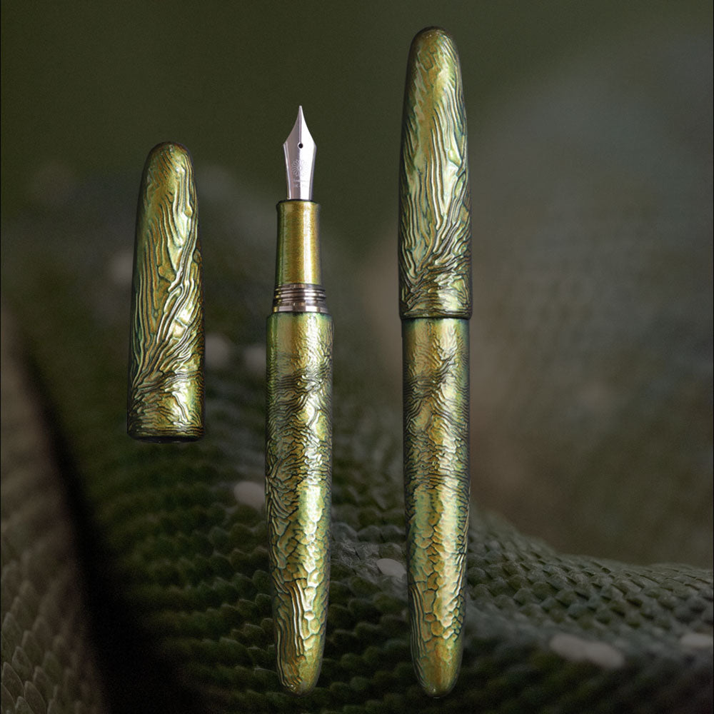 Yakumo-nuri Chijimi - Aodaisho Fountain Pen Fountain Pen - Wancher Pen