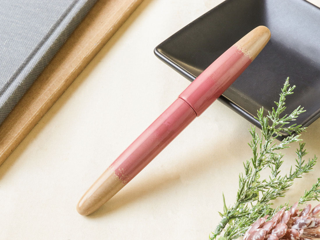 Hirota Urushi - Chawan-iro - Momo Fountain Pen - Wancher Pen