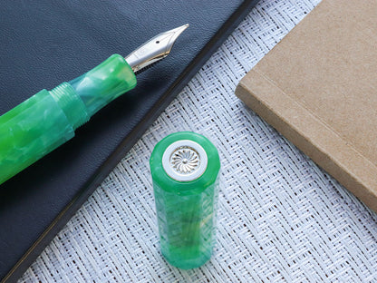 KALEIDO Fountain Pen - Green (Shisui) Fountain Pen - Wancher Pen