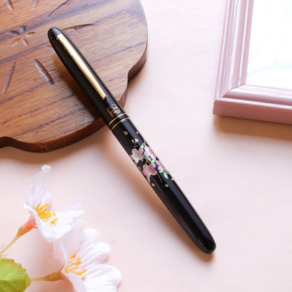 Kuretake Kindai Maki-e - Sakura Uta Fountain Pen - Wancher Pen