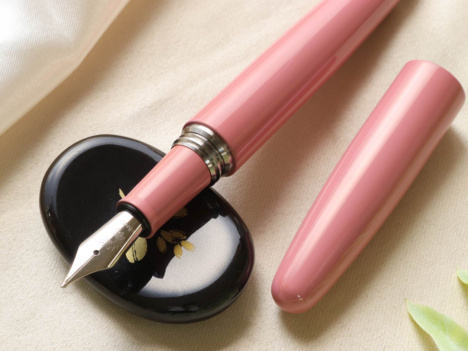 Kyoto Urushi Kasane-iro - Yukinoshita - Wancherpen International