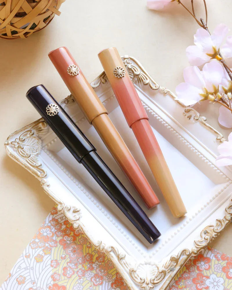 Wajima Urushi - Toki-iro Bokashi Fountain Pen - Wancher Pen