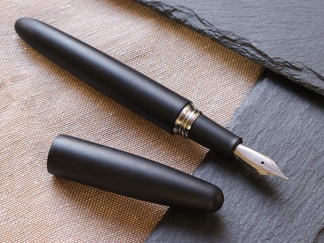 True Ebonite - Matte Black - Wancherpen International