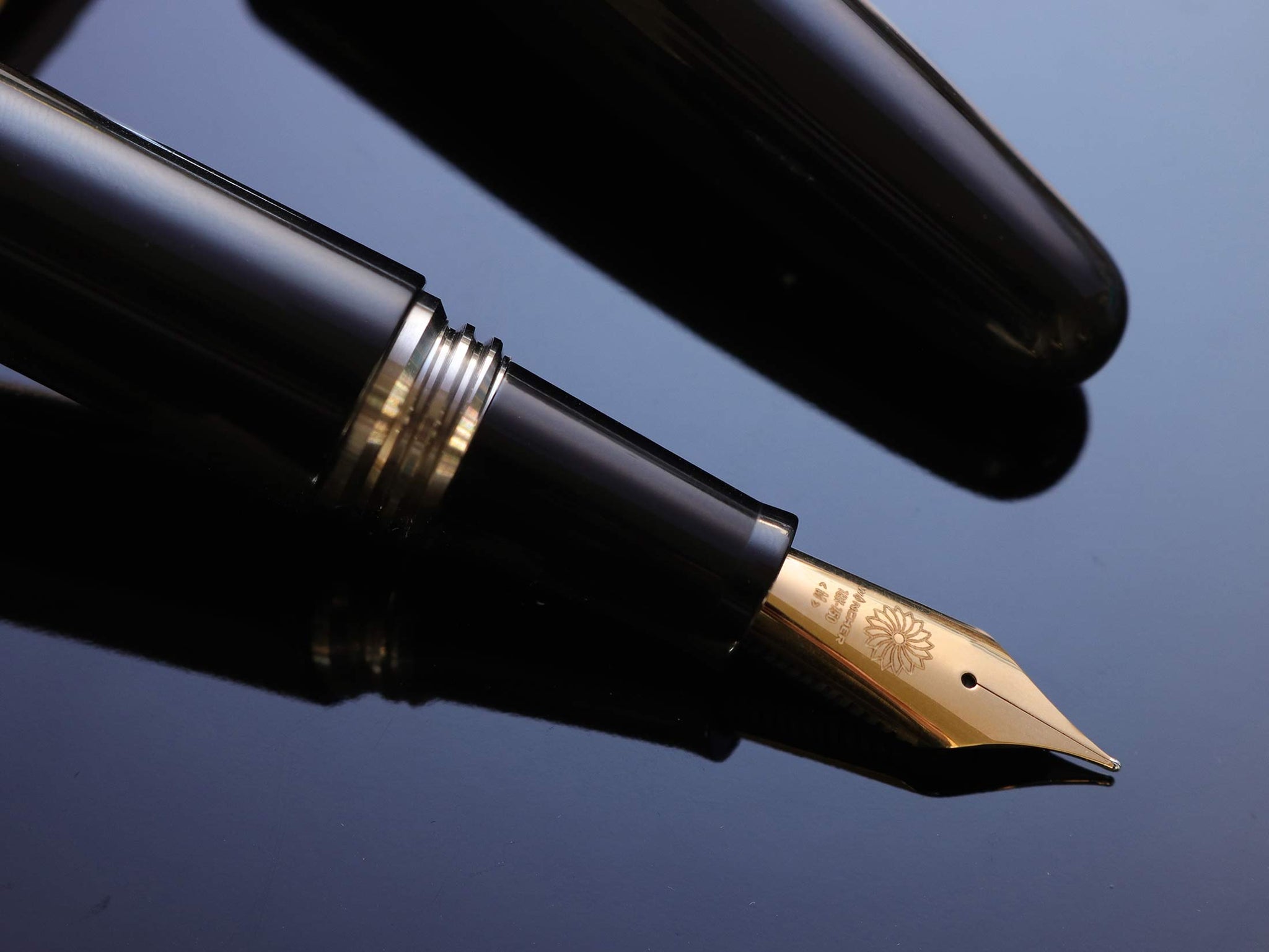 True Ebonite - Silk Black - Wancherpen International