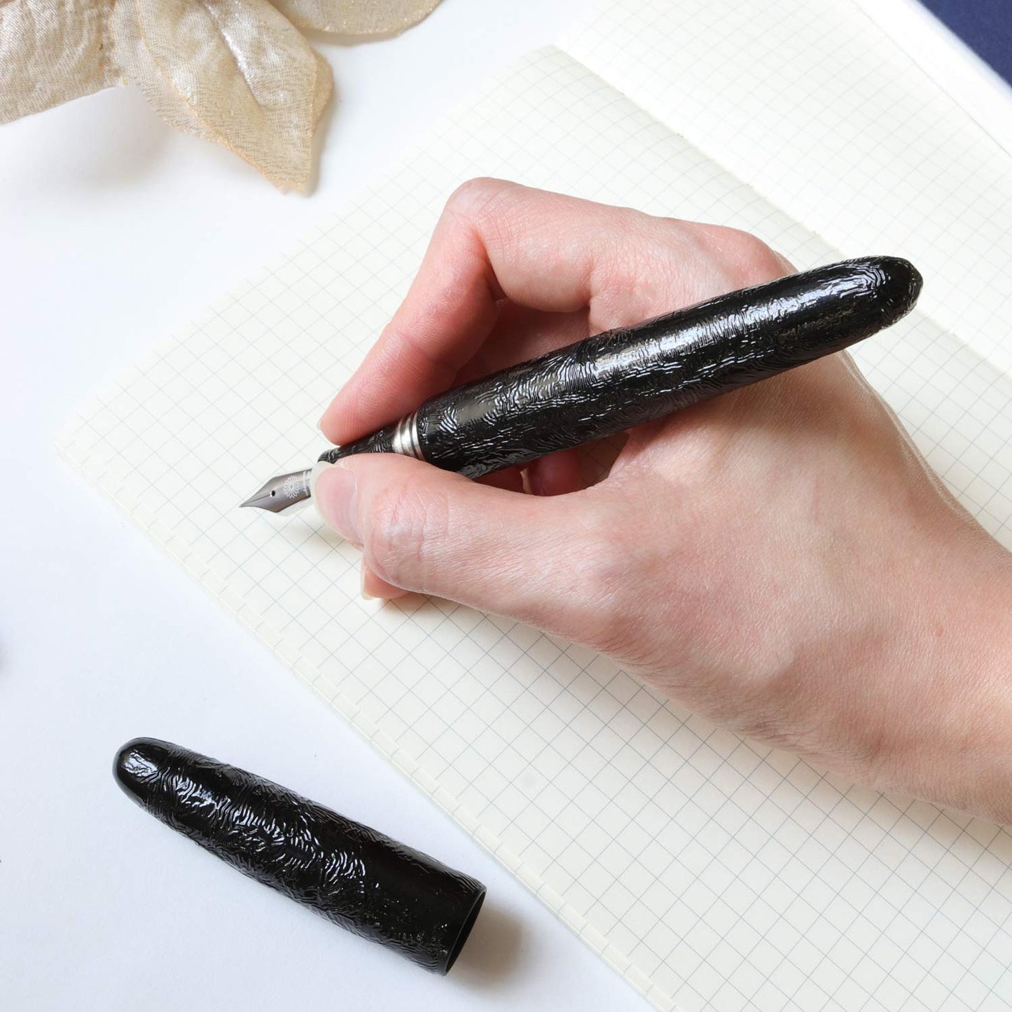 Yakumo-nuri Chijimi - Black - Wancherpen International