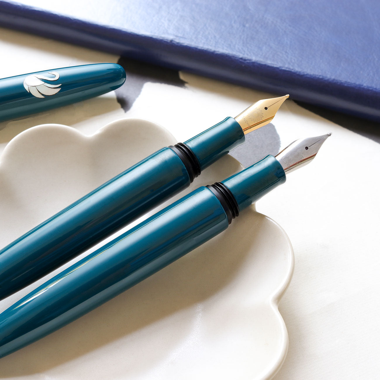 Dream Pen Zogan Swan - Urushi Teal Fountain Pen - Wancher Pen
