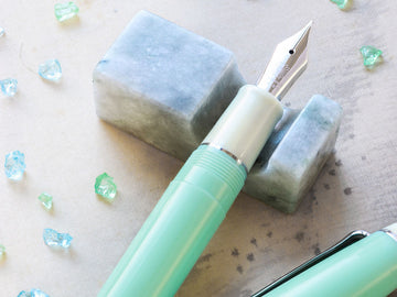 Jade Fountain Pen + Pen Pillow Set - Wancherpen International