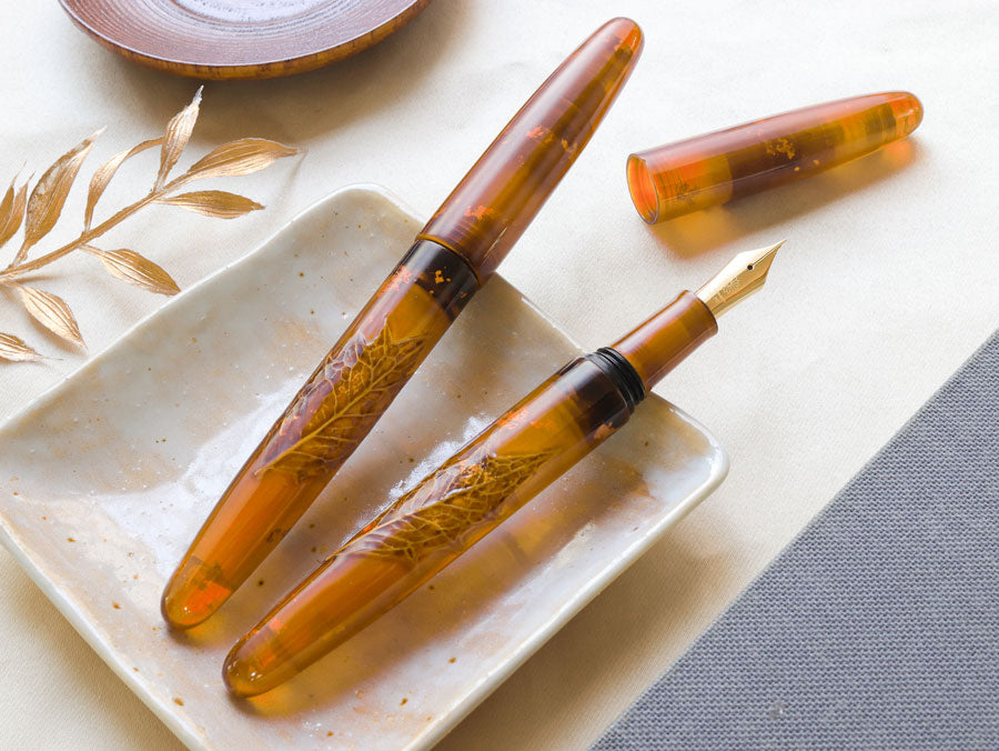 Tamesukashi Toumei - Kiei Holly Olive Fountain Pen - Wancher Pen