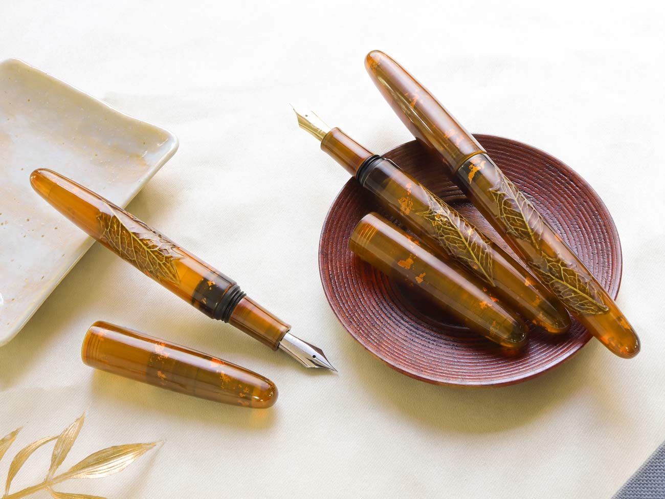 Tamesukashi Toumei - Kiei Holly Olive Fountain Pen - Wancher Pen