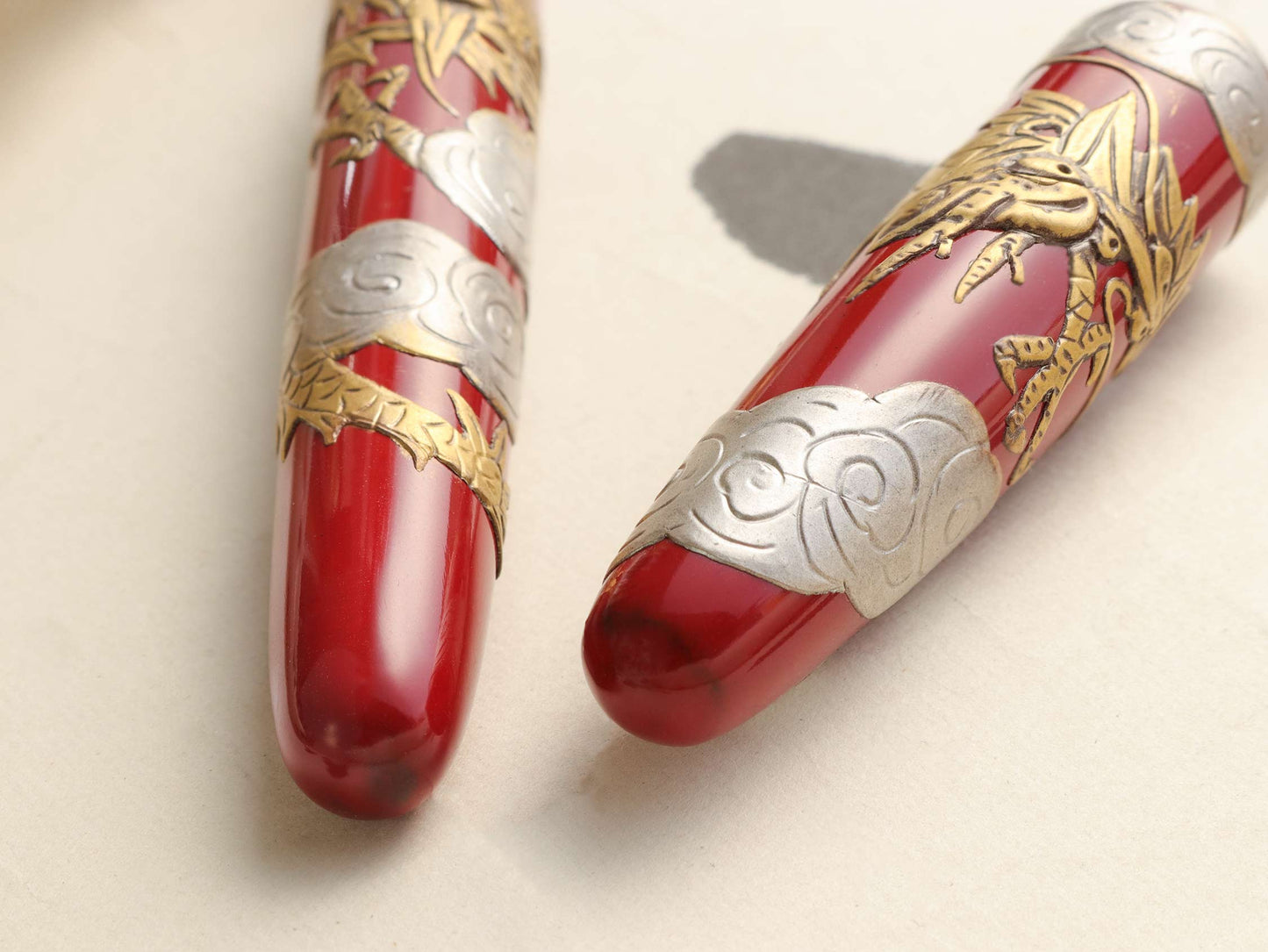 Tsuikin - Twin Dragons - Red Urushi - Wancherpen International
