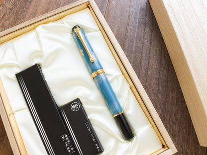 Kuretake Wajima Maki-e Brush & Felt Pen - Yukiwarisou - Wancherpen International