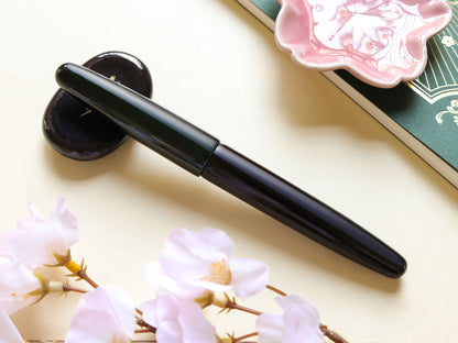 Aizu Urushi - Tamamushi-nuri - Midori Fountain Pen - Wancher Pen