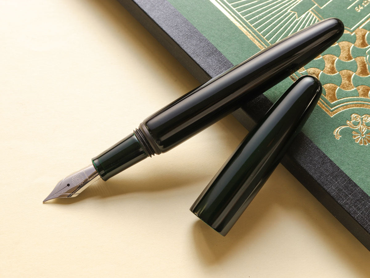 Aizu Urushi - Tamamushi-nuri - Midori Fountain Pen - Wancher Pen