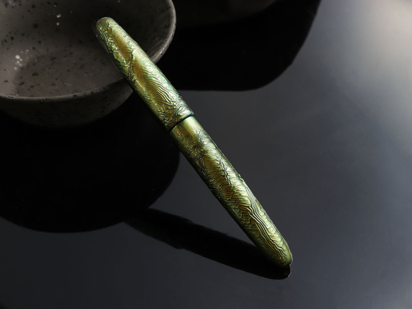 Yakumo-nuri Chijimi - Aodaisho Fountain Pen Fountain Pen - Wancher Pen
