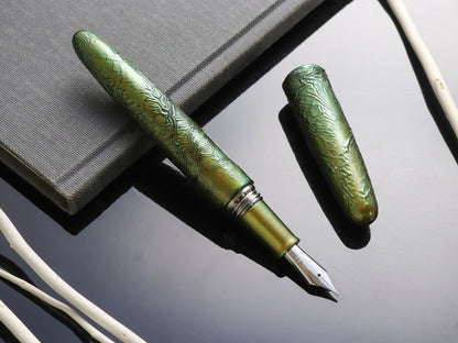 Yakumo-nuri Chijimi - Aodaisho Fountain Pen Fountain Pen - Wancher Pen