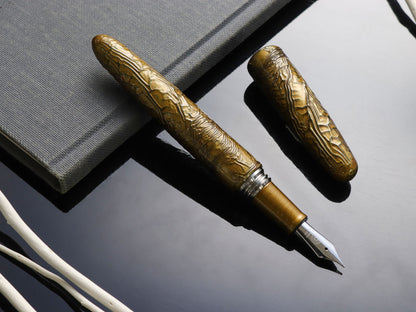 Yakumo-nuri Chijimi - Nishikihebi Fountain Pen Fountain Pen - Wancher Pen