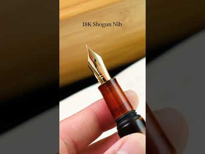 Tamesukashi Toumei - Kiei Camellia Japonica