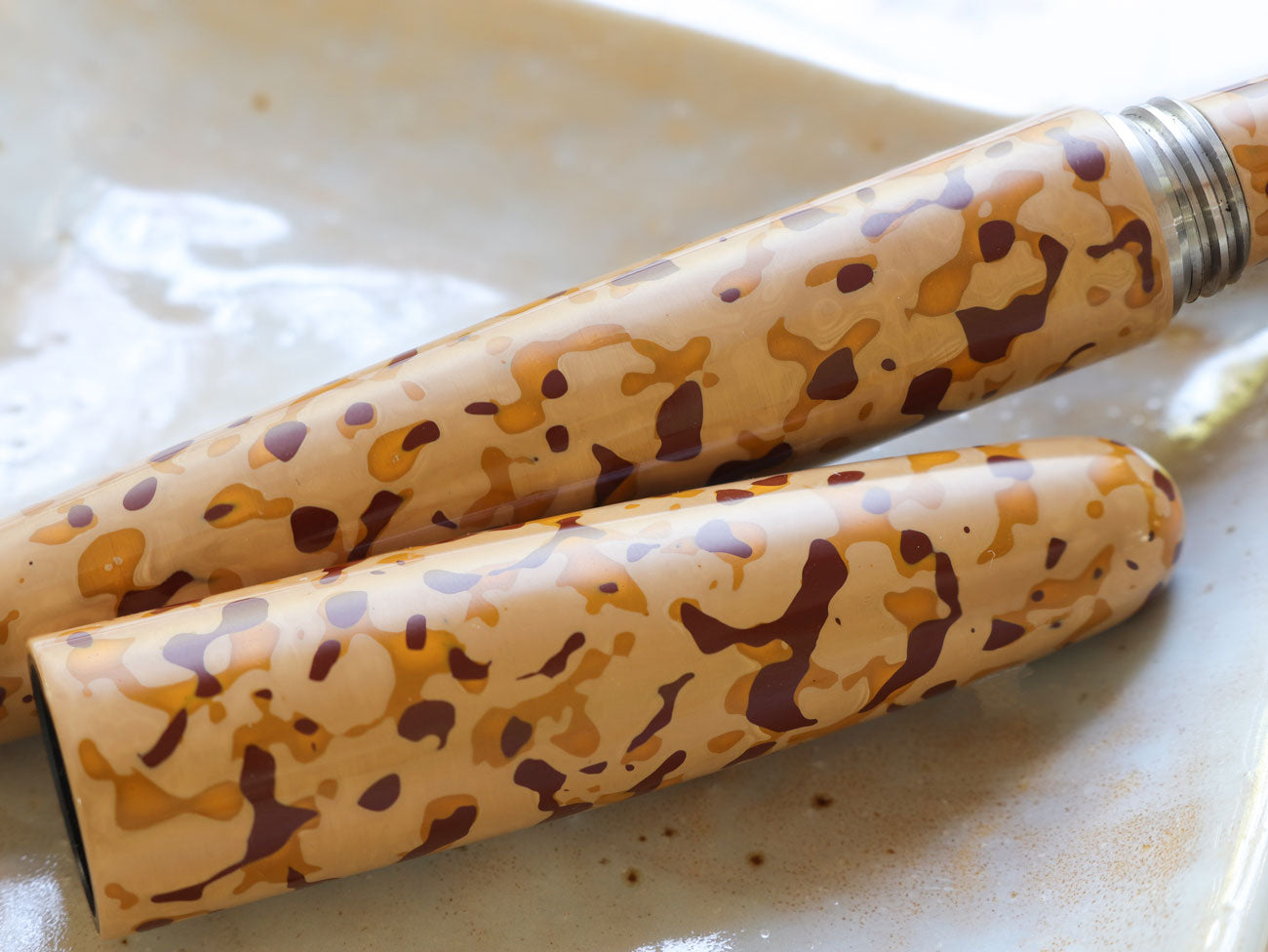 Tsugaru Urushi - Anzu Fountain Pen - Wancher Pen
