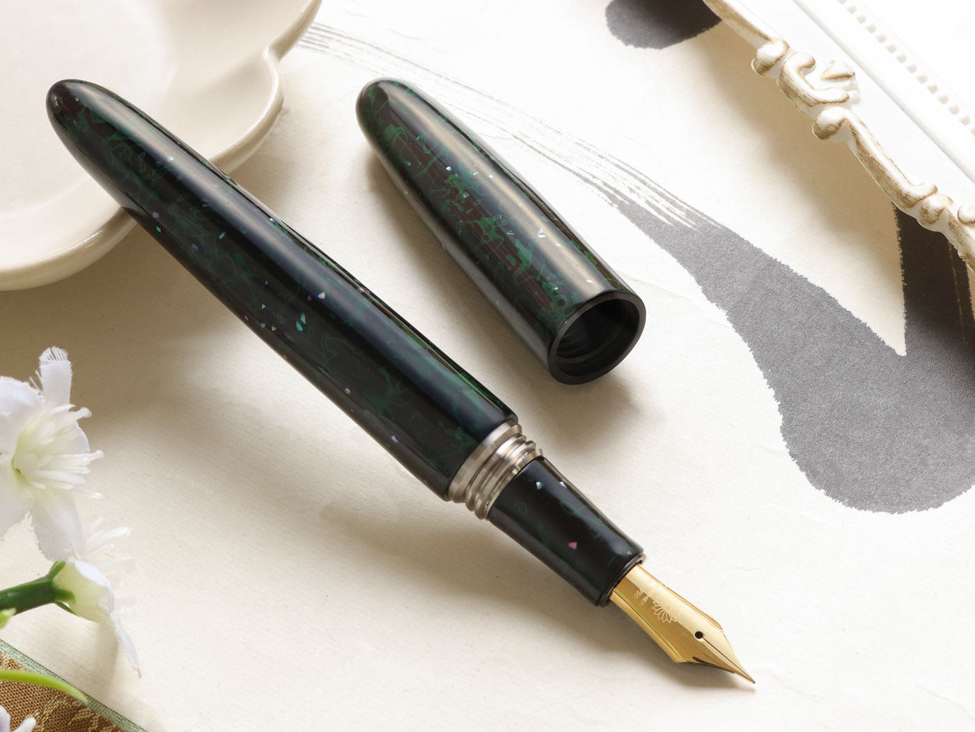 Tsugaru-nuri Midori-age Raden