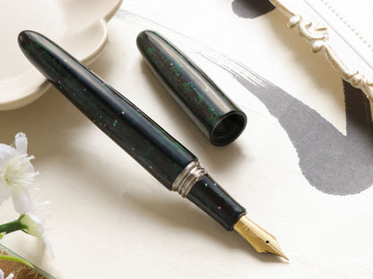 Tsugaru-nuri Midori-age Raden