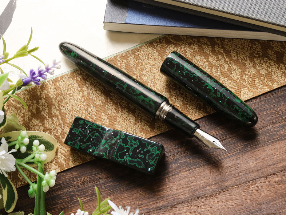 Tsugaru-nuri - Midori-age Raden Pen Pillow - Wancherpen International