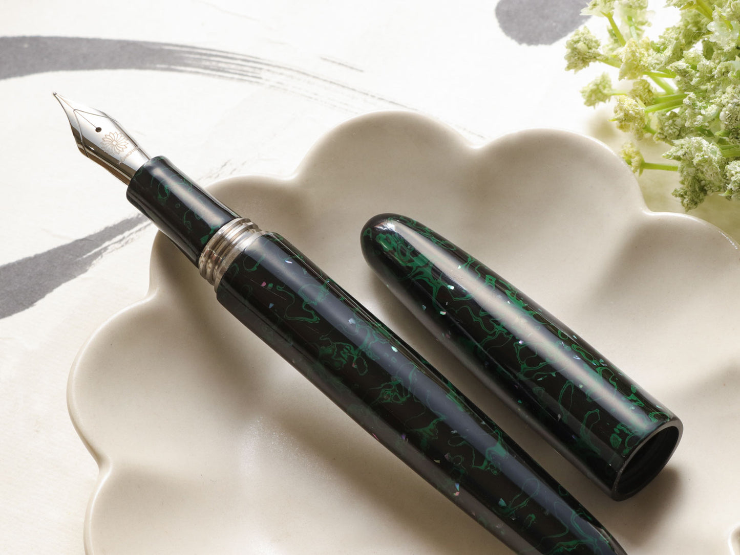 Tsugaru-nuri Midori-age Raden