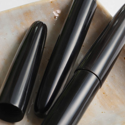 Tsuno Black Fountain Pen