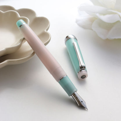 Wataame 14K Fountain Pen