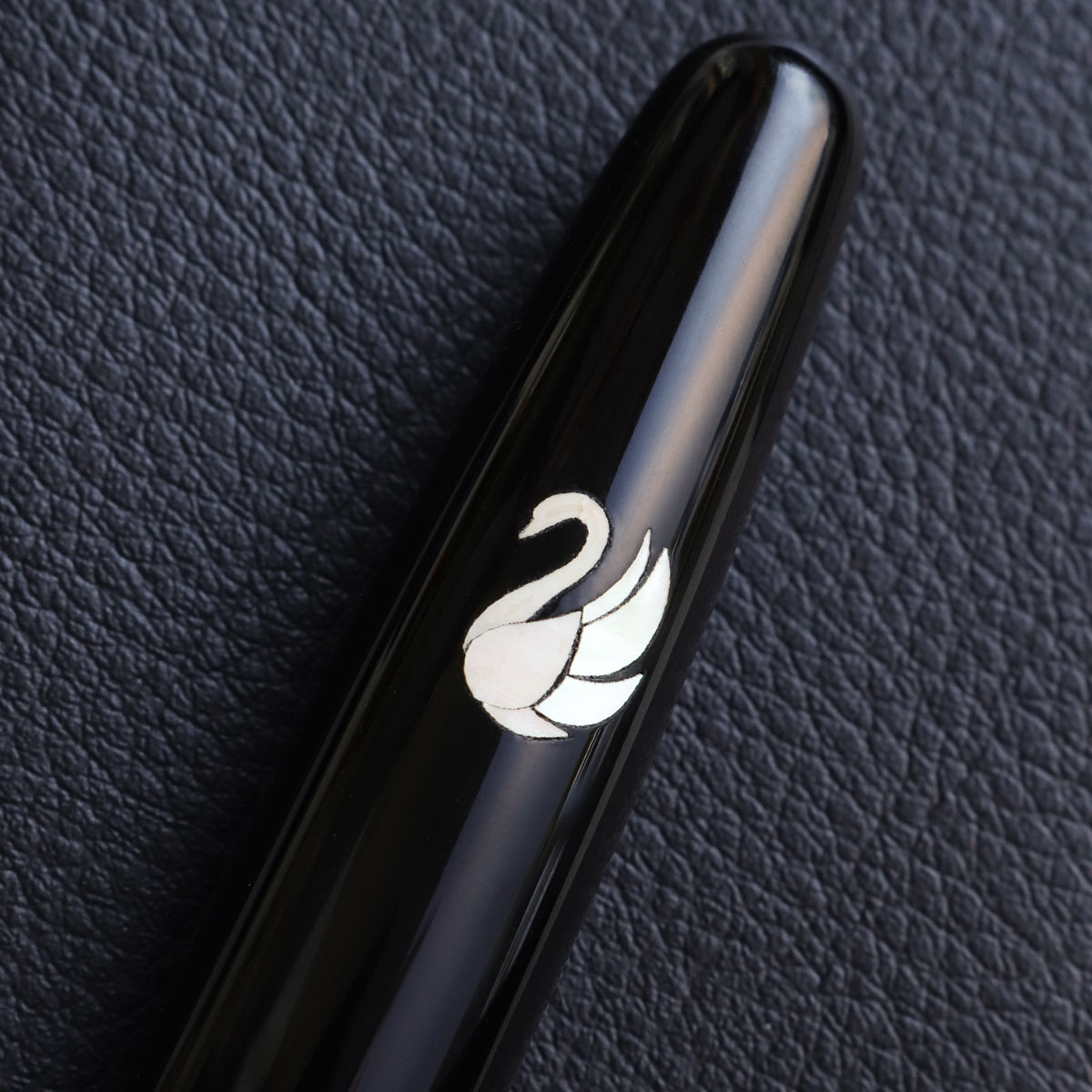 Dream Pen Zogan Swan - Urushi Black