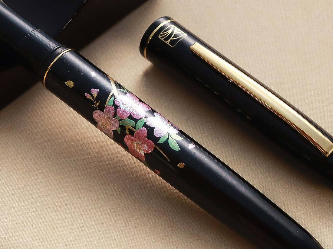 Kuretake Kindai Maki-e - Sakura Uta - Wancherpen International