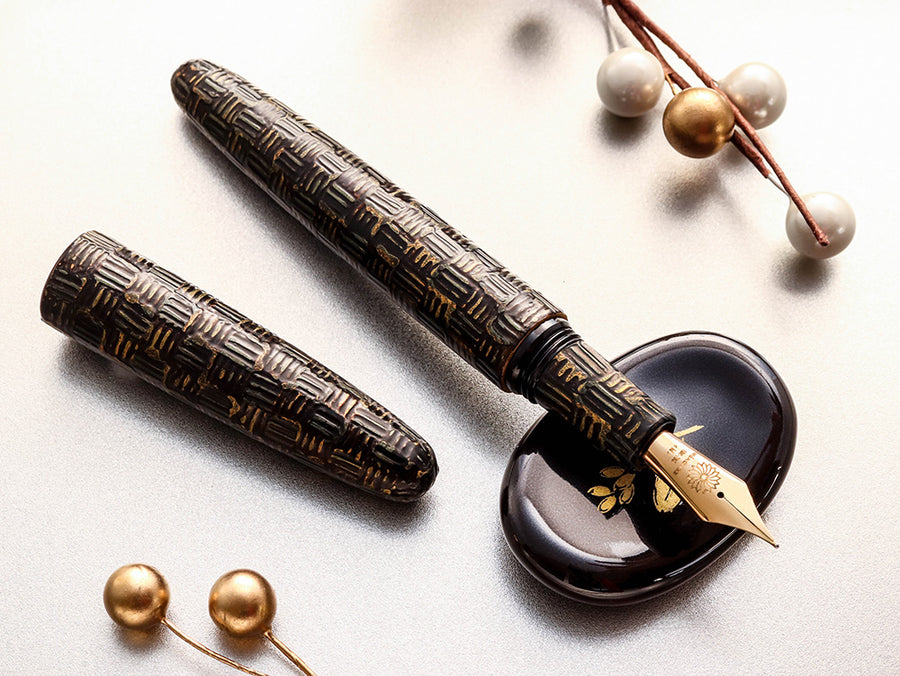 Hirota Urushi - Tsuishitsu Nuri - Kuro Fountain Pen - Wancher Pen