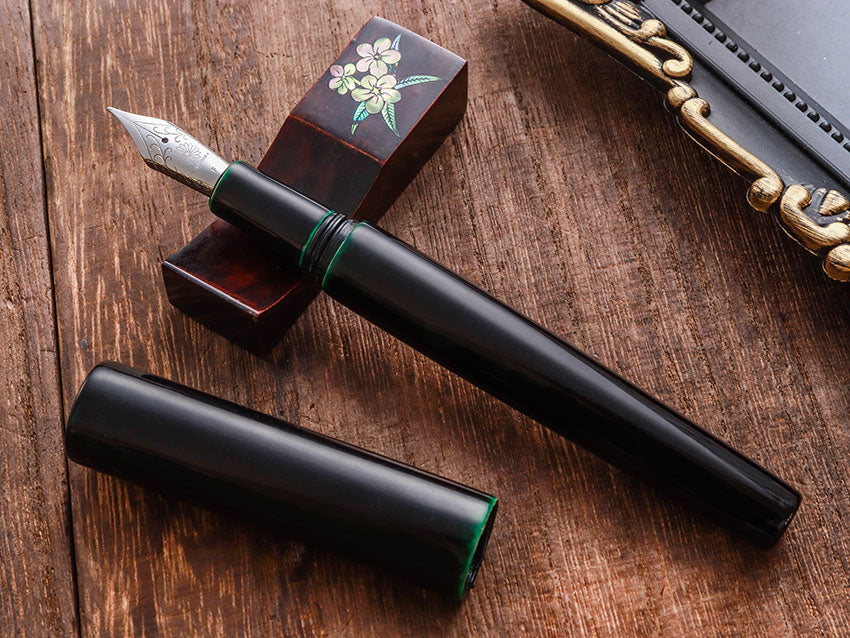 Nakaya Heki Tamenuri Nakaya Writer Piccolo Heki Tamenuri